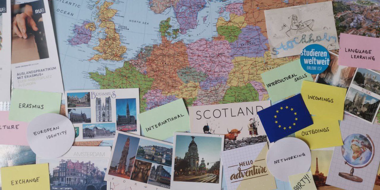 Erasmus Map und Postkarten