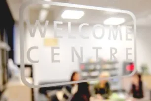 Welcome Centre Fenster außen