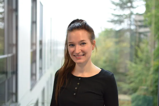 Mitarbeiterin Ina Hierath