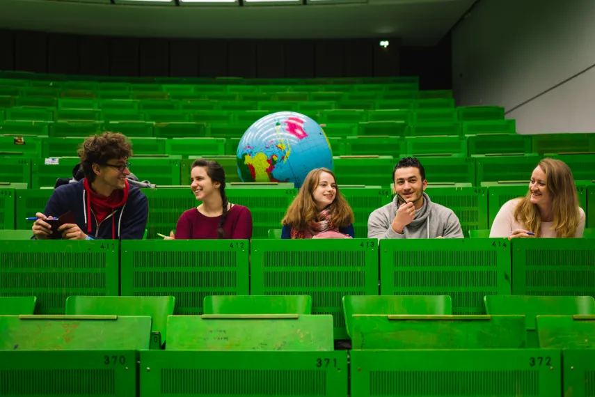 Studierende Hörsaal 
