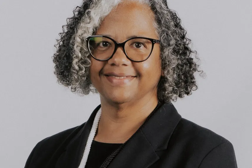 Dr. Samia Chasi 