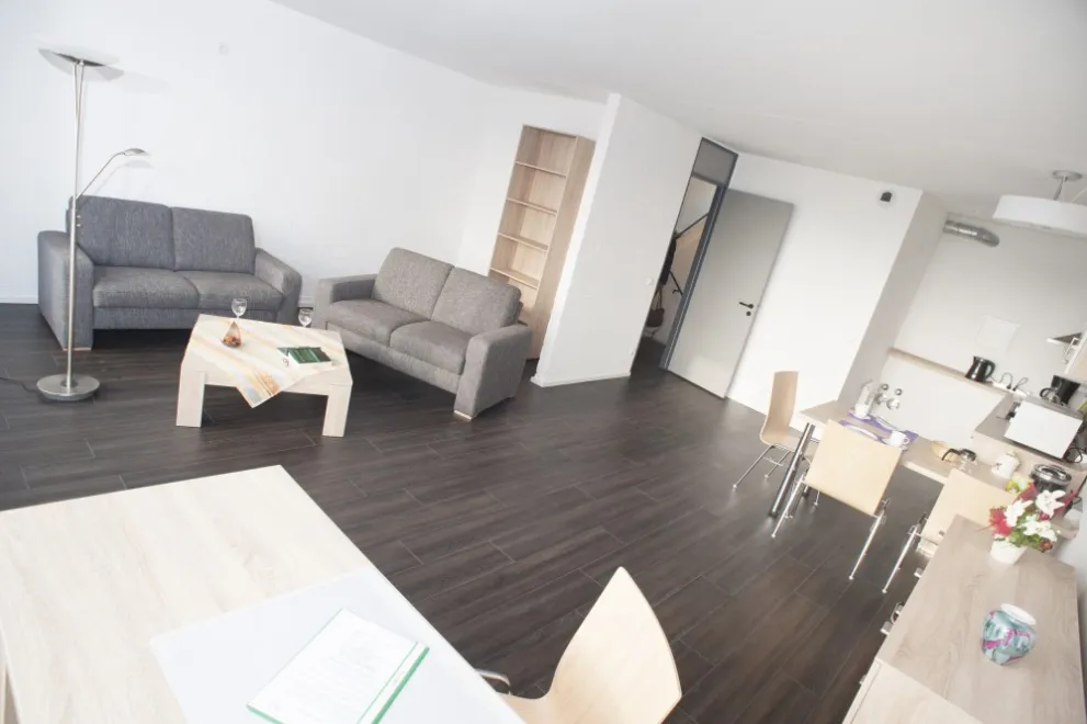 Uni-Forum Living Room