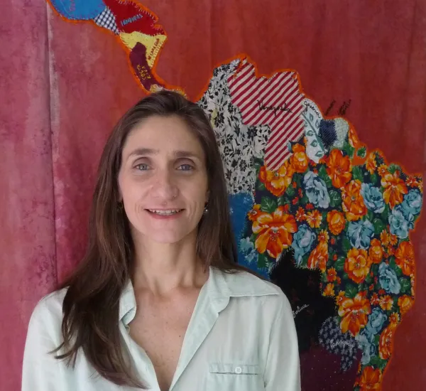 Dr. Camilla Croso